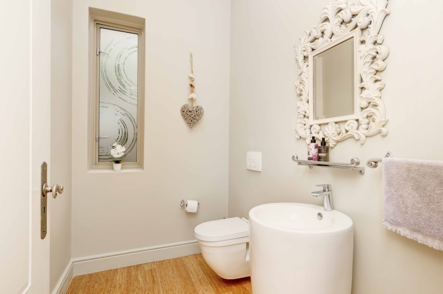 4 Bedroom Property for Sale in Val De Vie Estate Western Cape